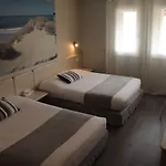 Готель Logis Les Grenadines Агд