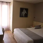 Logis Les Grenadines Готель