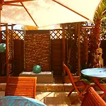 Logis Les Grenadines Агд