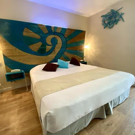 Hotel Les Grenadines 3*