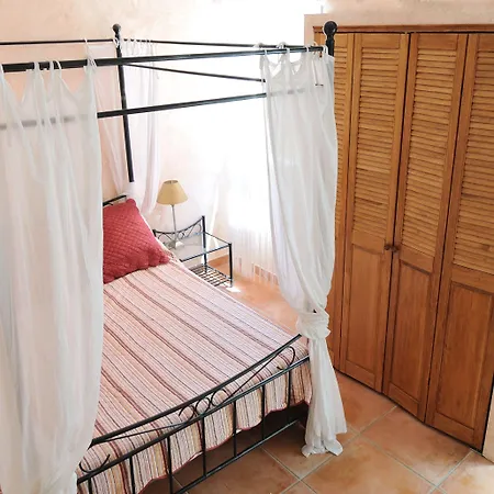 Hotel Logis Les Grenadines