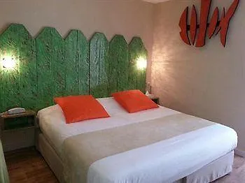 Les Grenadines Hotel 3*