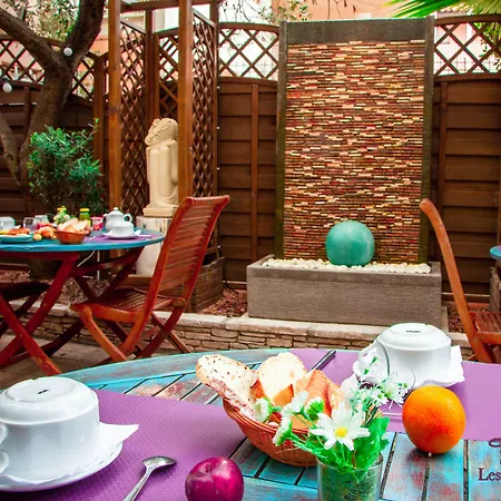 Hotel Logis Les Grenadines 3*