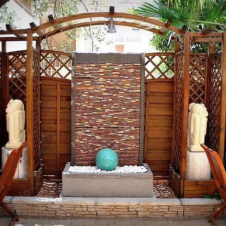 Logis Les Grenadines ホテル