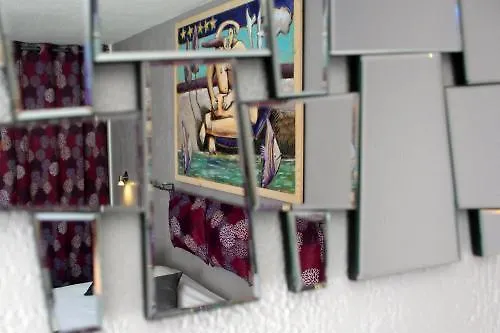 Logis Les Grenadines 3*