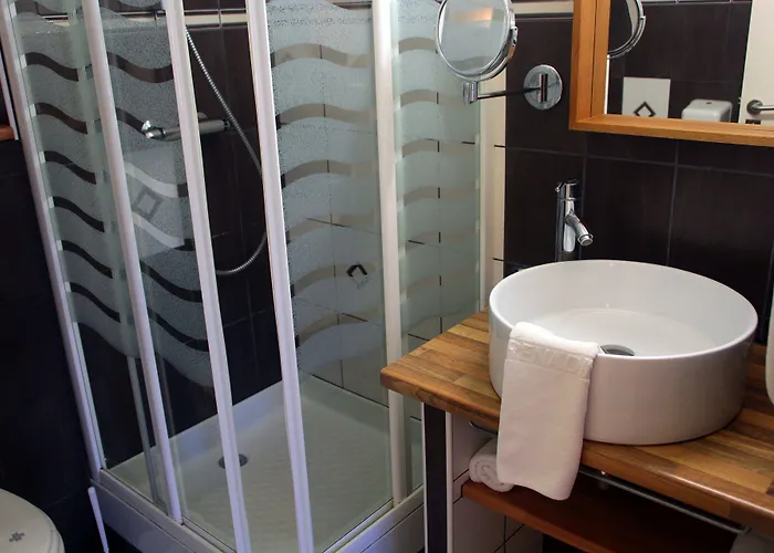 Logis Les Grenadines Hotel 3*